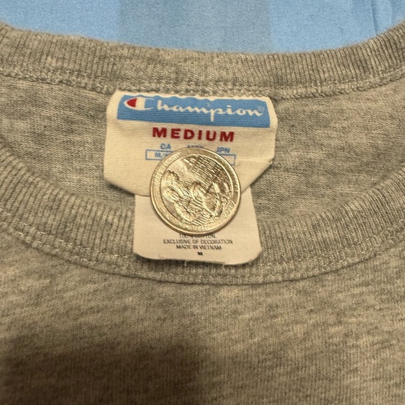 Champion Tee Shirt - Picture 5 of 6